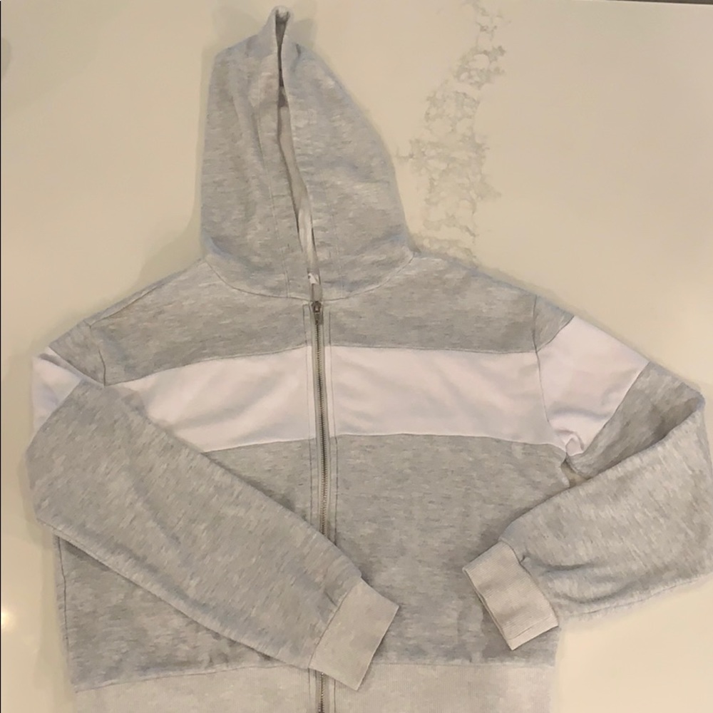grey and white forever 21 lounge wear zip up